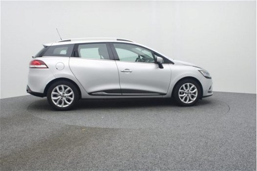 Renault Clio Estate - 1.2 TCe Intens HJ87415 | Automaat | Navi | Climate | Cruise | LED | USB | AUX - 1