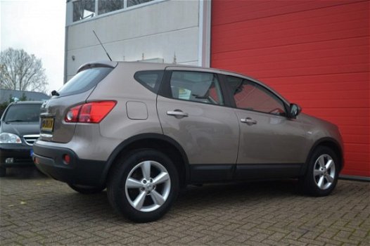 Nissan Qashqai - Tekna Premium 2.0 4X4 - 1