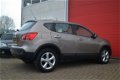 Nissan Qashqai - Tekna Premium 2.0 4X4 - 1 - Thumbnail