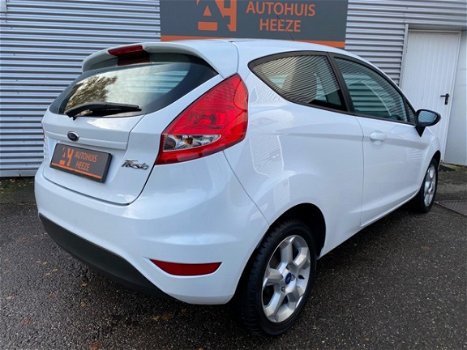 Ford Fiesta - 1.25 Limited *AIRCO*APK*LM. VELGEN*MULTIF. STUUR*AUX - 1