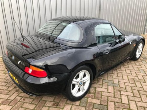 BMW Z3 Roadster - 2.2i Sport Line inclusief hard en nieuwe softtop - 1