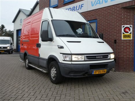 Iveco Daily - 35 S 10V 300 L2H2 3-Zits Trekhaak - 1