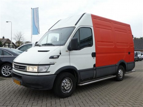 Iveco Daily - 35 S 10V 300 L2H2 3-Zits Trekhaak - 1