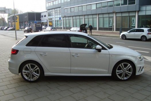 Audi A3 Sportback - 2.0 TDI 3X S-LINE 150PK - 1