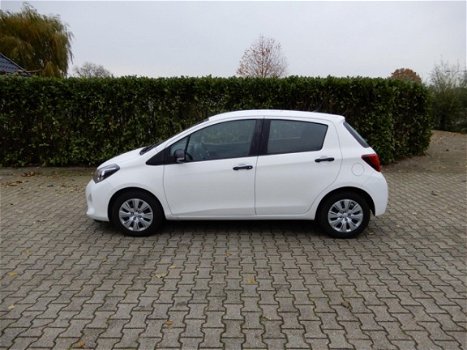 Toyota Yaris - 1.0 VVT-i Now - 1