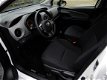 Toyota Yaris - 1.0 VVT-i Now - 1 - Thumbnail