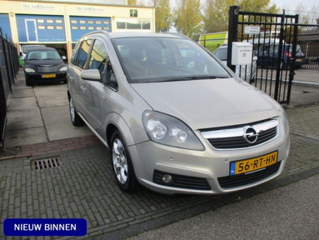 Opel Zafira - 2.2 Cosmo, 7persoons, *Clima/airco*zeer nette auto - 1