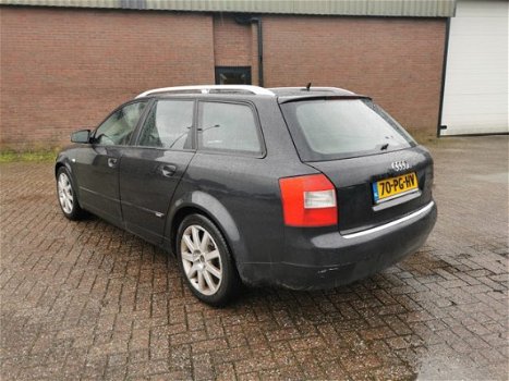 Audi A4 Avant - 1.9 TDI 130pk Pro Line 96 KW - 1