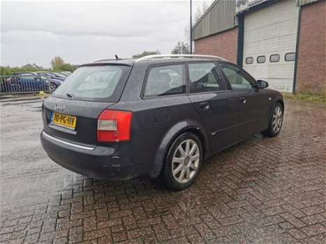 Audi A4 Avant - 1.9 TDI 130pk Pro Line 96 KW - 1