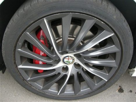 Alfa Romeo Giulietta - 1.4 TURBO MULTIAIR Executive AUTOMAAT - 1