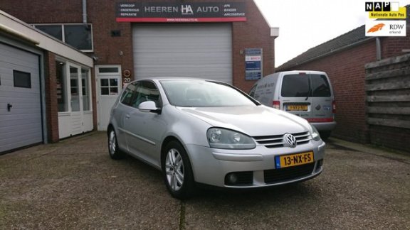 Volkswagen Golf - 1.6 FSI Sportline NAP, Dealer onderhouden, Navigatie - 1