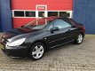 Peugeot 307 CC - 2.0-16V VOLLEDIG ZWART LEER ELECTR KAP AIRCO EINDEJAARSAANBIEDING - 1 - Thumbnail