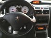 Peugeot 307 CC - 2.0-16V VOLLEDIG ZWART LEER ELECTR KAP AIRCO EINDEJAARSAANBIEDING - 1 - Thumbnail
