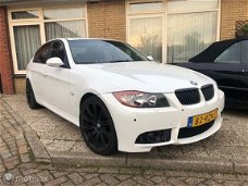 BMW 3-serie - 325i Executive