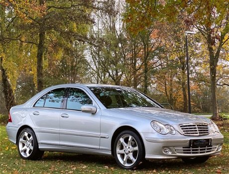 Mercedes-Benz C-klasse - W203 C 180 Kompressor Avantgarde Sport Edition | 38.938 KM. | Dealer-onderh - 1