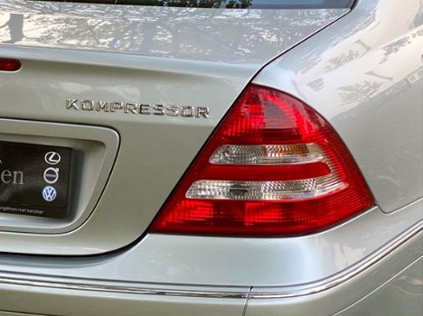 Mercedes-Benz C-klasse - W203 C 180 Kompressor Avantgarde Sport Edition | 38.938 KM. | Dealer-onderh - 1