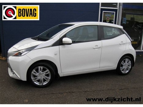 Toyota Aygo - 1.0 VVT-i X-pure Navigatie Cruise LM velgen NL - 1