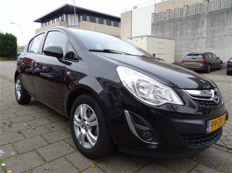 Opel Corsa - 5 DEURS 1.2-16V COSMO - 1