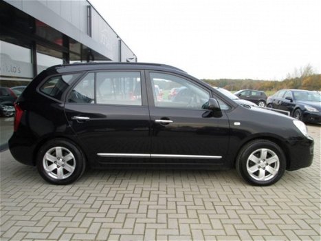 Kia Carens - 2.0 CVVT X-ecutive Ecc Pdc 82.000 Km 2006 - 1