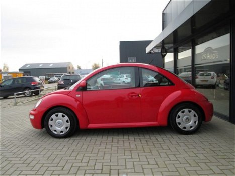 Volkswagen New Beetle - 2.0 Highline Airco 2000 - 1