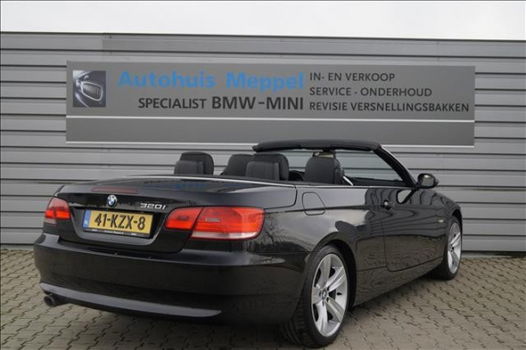 BMW 3-serie Cabrio - 320i HighExe | Cruise-control | Leder | Navigatie | Xenon | € 266 P/M | - 1