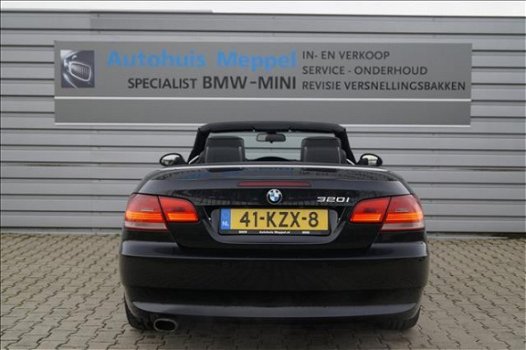BMW 3-serie Cabrio - 320i HighExe | Cruise-control | Leder | Navigatie | Xenon | € 266 P/M | - 1