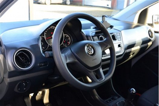 Volkswagen Up! - 1.0 60pk 5-drs Move up AIRCO / BLUETOOTH / DAB+ / LED-DRL / ISOFIX - 1