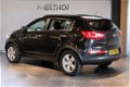 Kia Sportage - 1.6 GDI ISG X-ecutive Plus Pack / SCHUIF-KANTEL DAK / CLIMA / PDC / - 1 - Thumbnail