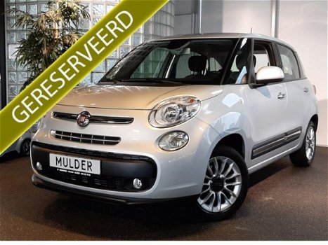 Fiat 500 L - 0.9 TwinAir 105pk Lounge | Panoramadak | Trekhaak | Navi | PDC | DAB+ | - 1