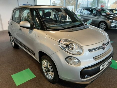 Fiat 500 L - 0.9 TwinAir 105pk Lounge | Panoramadak | Trekhaak | Navi | PDC | DAB+ | - 1