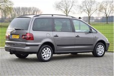 Volkswagen Sharan - 2.0 Trendline 2009 Airco 7 Persoons trekhaak