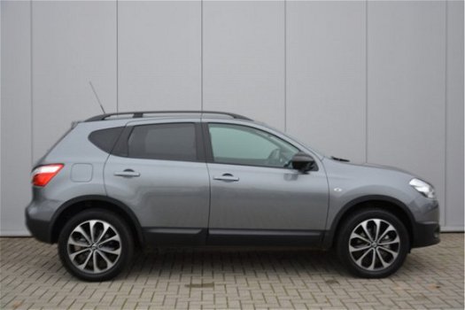 Nissan Qashqai - 1.6 360 Navigatie, Panoramadak, AVM, 18