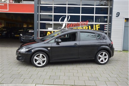 Seat Leon - 1.8 TFSI Sport-up 5Drs I Airco I Sport velgen I Dealer onderhouden I Nwe APK - 1