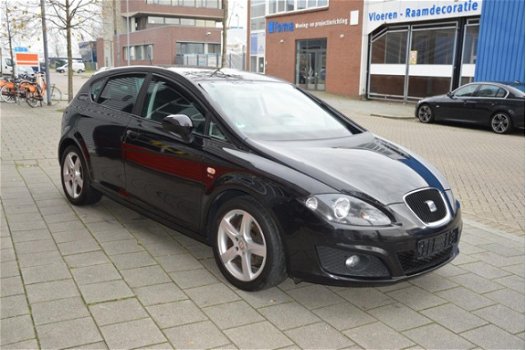 Seat Leon - 1.8 TFSI Sport-up 5Drs I Airco I Sport velgen I Dealer onderhouden I Nwe APK - 1