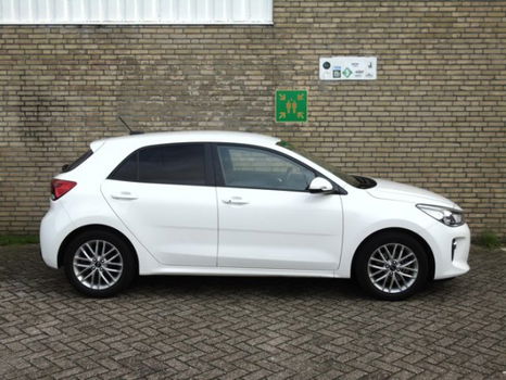 Kia Rio - 1.0i turbo 100pk First Edition | Navi | Airco | Cruise control | Lichtmetalen velgen | Ach - 1