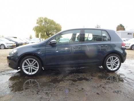 Volkswagen Golf - 1.2 TSI Highline BlueMotion - 1