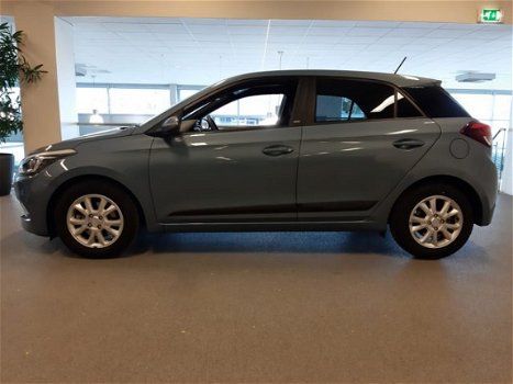 Hyundai i20 - 1.0 T-GDI Go 2016 Navi - 1