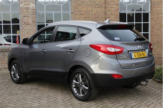 Hyundai ix35 - 1.6i GDI i-Vision 2014 Slechts 42.114km NAVI, Parkeercamera, Leder, Trekhaak, Stoelve - 1