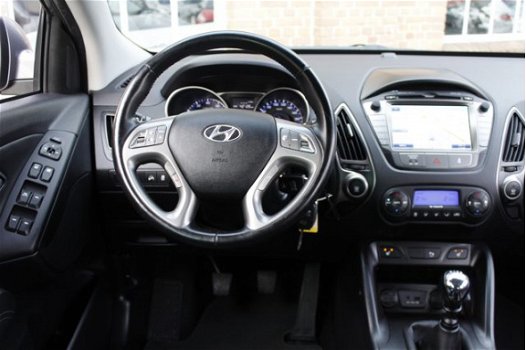 Hyundai ix35 - 1.6i GDI i-Vision 2014 Slechts 42.114km NAVI, Parkeercamera, Leder, Trekhaak, Stoelve - 1