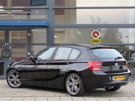 BMW 1-serie - 114i Turbo 5 Deurs / Airco / All-Black Edit / 18