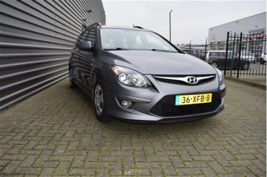 Hyundai i30 CW - 1.4i i-Drive Cool Airco Trekhaak 7pl - 1