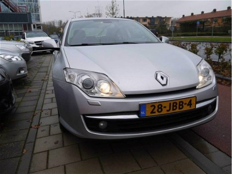 Renault Laguna - 2.0 16V 140 Dynamique - Navigatie - Xenon - 1