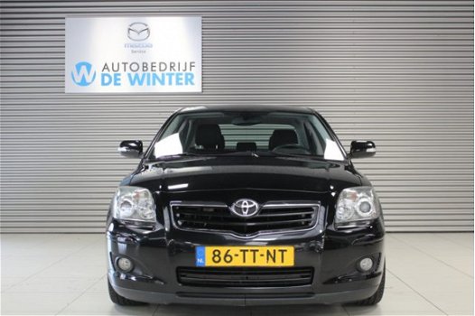 Toyota Avensis - 2.0 VVTi Luna - 1