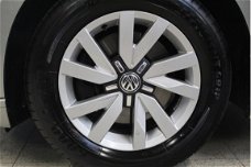 Volkswagen Passat Variant - 1.6 TDI 120pk BMT HIGHLINE LED / NAVIGATIE / TREKHAAK /