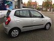 Hyundai i10 - 1.0 Black pack | Parkeersensoren | Airco | Zwart dak - 1 - Thumbnail