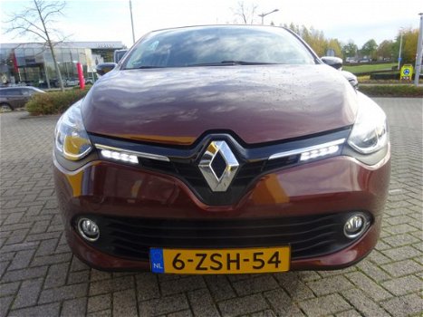 Renault Clio - TCe 90PK EXPRESSION Navi/Lichtmetaal/Nieuwstaat - 1