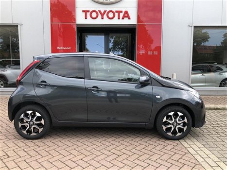 Toyota Aygo - 1.0 VVT-i x-joy 5drs 72pk - 1