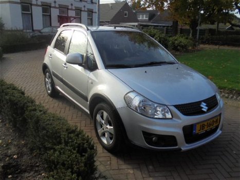 Suzuki SX4 - 1.6 VVT 120pk 2WD Aut. Exclusive bij Vakgarage® - 1