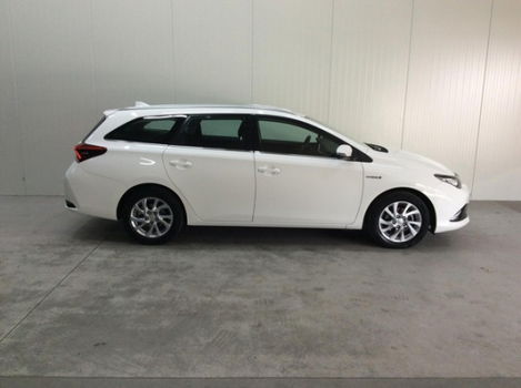 Toyota Auris Touring Sports - 1.8 Hybrid 136pk CVT Aspiration Navi - 1