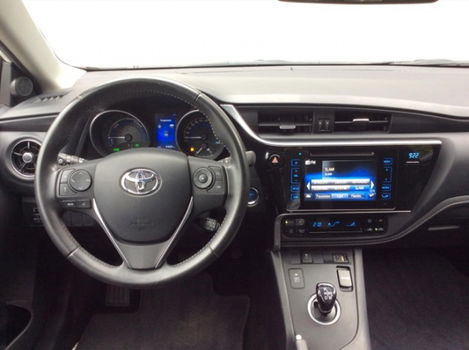 Toyota Auris Touring Sports - 1.8 Hybrid 136pk CVT Aspiration Navi - 1